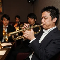 trumpet guy Douglas Levison entertaining Japanese businessmen at a Shinjuku night club