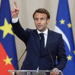 emmanuel macron taking an erasmus in trinityville