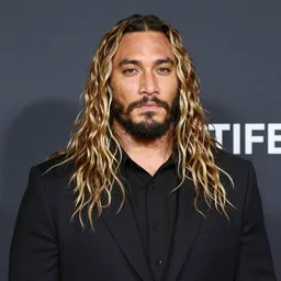 jason mamoa with blonde hair