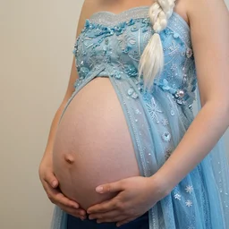 elsa frozen, realistic maternity!!! photo, sony a 7, soft lighting, bare belly