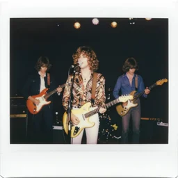 polaroid the oh sees band on stage, 1 9 8 0 s
