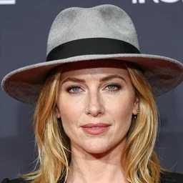 photo of a gorgeous Gillian Anderson wearing a 1980s hat by Mario Testino, detailed, head shot, award winning, Sony a7R