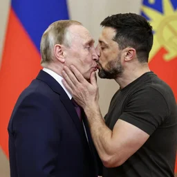 “Putin kissing zelensky”